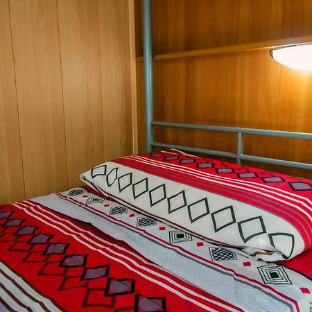 Хостел Residencia Sants Барселона Экстерьер фото