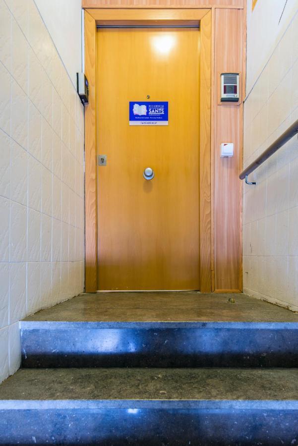 Хостел Residencia Sants Барселона Экстерьер фото