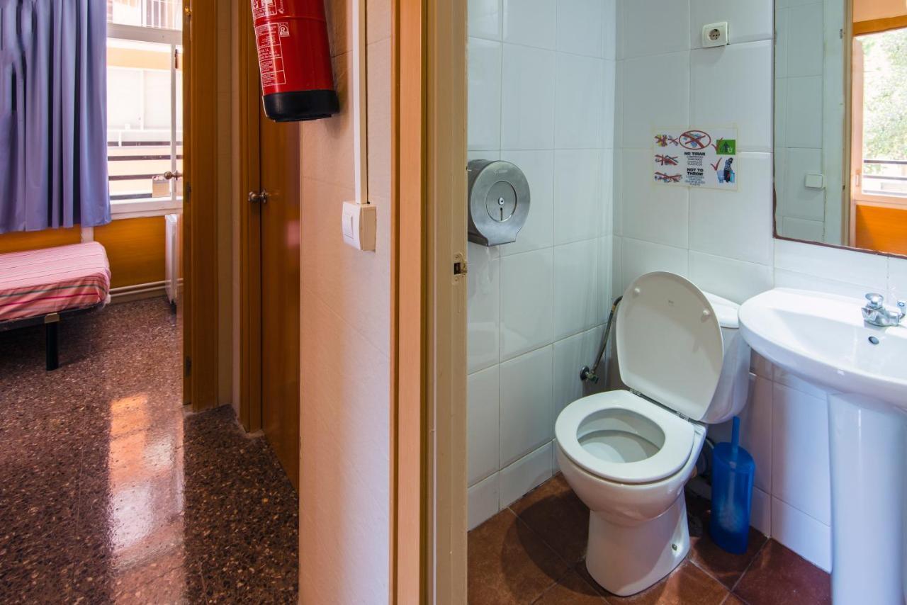 Хостел Residencia Sants Барселона Номер фото