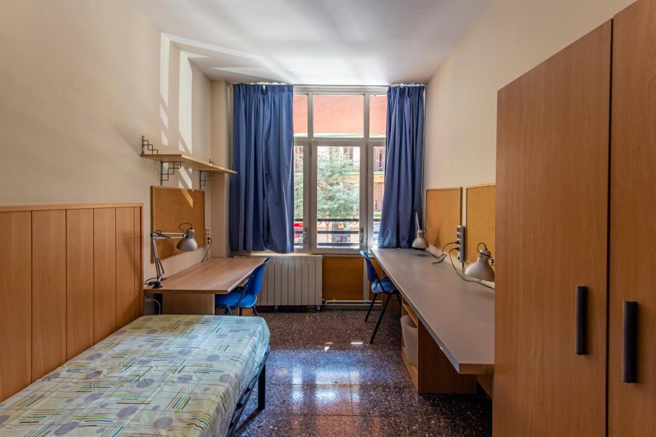 Хостел Residencia Sants Барселона Номер фото
